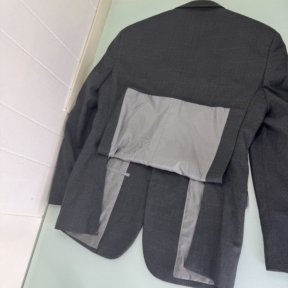 Jos A Bank 1905 2 Piece Suit 39R Blazer 33X29 Pants Windowpane Plaid Gray Wool - Picture 4 of 16